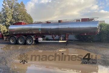 Holmwood Highgate Triaxle Bitumen Tanker