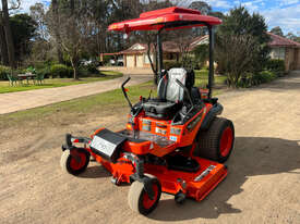 Kubota ZD1221 Zero Turn Lawn Equipment - picture0' - Click to enlarge