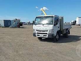 Fuso Canter - picture0' - Click to enlarge