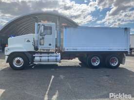 2007 Mack Trident Tipper - picture2' - Click to enlarge