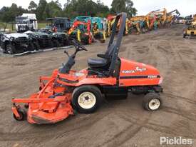 Kubota F2560E Ride On Mower (Out Front) - picture2' - Click to enlarge