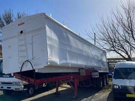 Moore Triaxle Tipper - picture1' - Click to enlarge