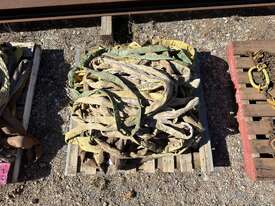 Assorted Pallet of Lifting Slings - picture0' - Click to enlarge