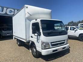 2009 Mitsubishi Canter 2.0 White Pantech Truck 4.9L, 4x2 - picture0' - Click to enlarge