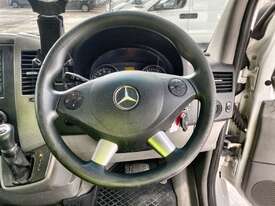 2014 Mercedes-Benz Sprinter 416CDI MWB - picture0' - Click to enlarge