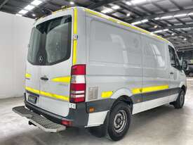 2014 Mercedes-Benz Sprinter 416CDI MWB - picture2' - Click to enlarge