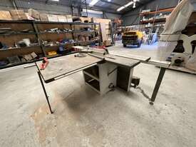 Sliding Table Saw - picture0' - Click to enlarge