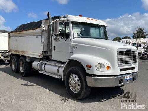 2004 Freightliner FL112 Tipper