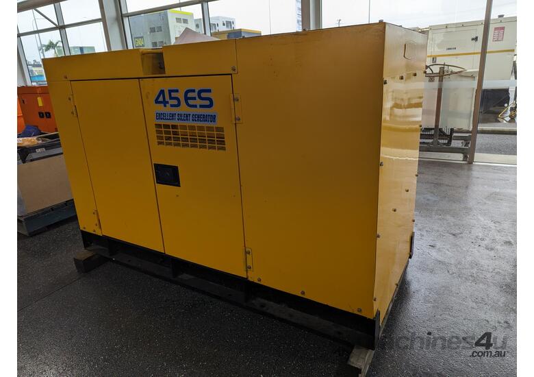 caption 40KVA Denyo Auto Start AMF Hino Powered Silenced Diesel Generator , VGC