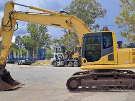 Used 2009 Komatsu PC200-8 Excavator - picture0' - Click to enlarge