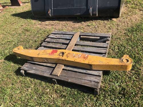 caption 2019 CAT Equaliser Bar - S/N: 2012078G A60F03 l Suits CAT D6R LGP & D6H LGP Dozers, Never Used