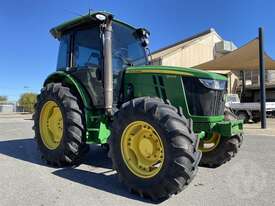 John Deere 5100R MFWD - picture0' - Click to enlarge