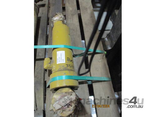 caption 3G-4752 - CATERPILLAR 12G, 120G, 140G RECONDITIONED CYLINDER WHEEL LEAN