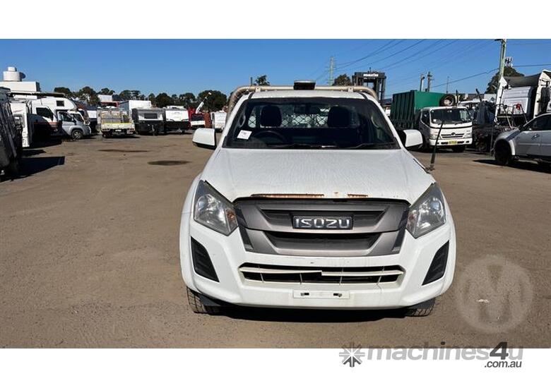 Buy Used Isuzu D MAX Trucks in , Listed on Machines4u
