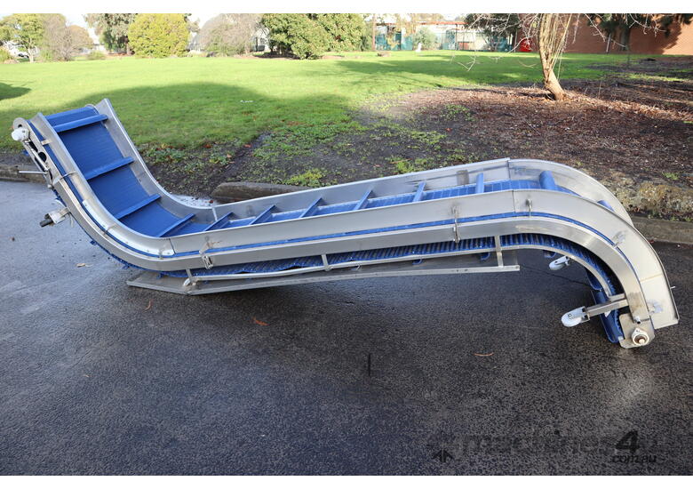 caption Stainless Steel Scoop Bucket Elevator Conveyor - 3m High - ProAli