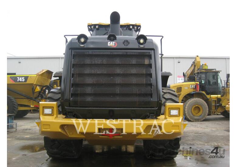 caption CAT 980M Wheel Loaders integrated Toolcarriers