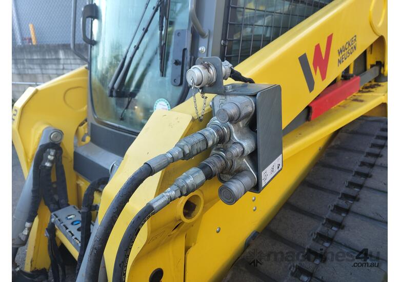 caption Wacker Neuson ST50 Compact Track Loader