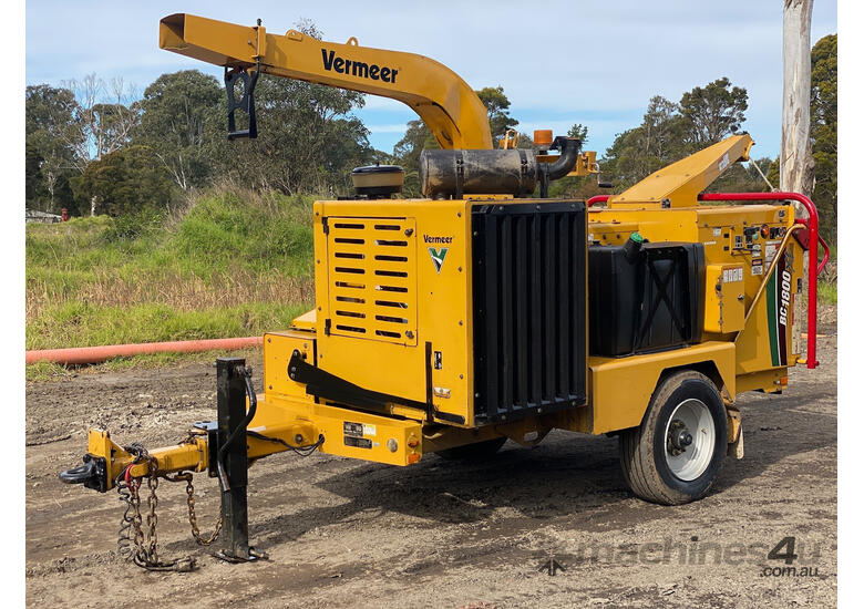 caption Vermeer BC1800 Wood Chipper Forestry Equipment