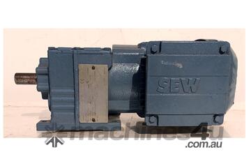 SEW Eurodrive 0.37 kW Reduction Drive Output Rpm : 49 Ratio : 28.32 SEW Eurodrive 0.37 kW Reduction Drive Output Rpm : 49 Ratio : 28.32