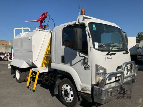 2012 Isuzu FSR 850 Water Cart