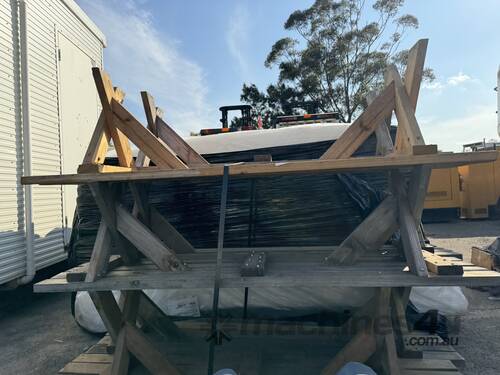 1 x Pallet of 6 Wooden Benches