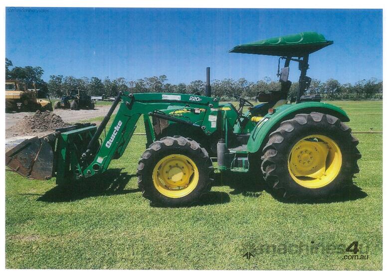 caption 2015 Tractor John Deere 5075E