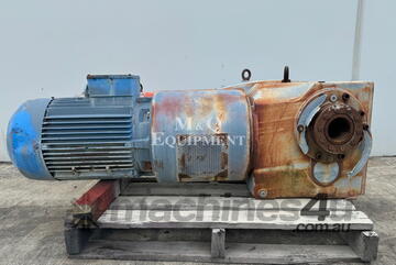 M&Q EQUIPMENT - SEW 22 KW GEAR MOTOR