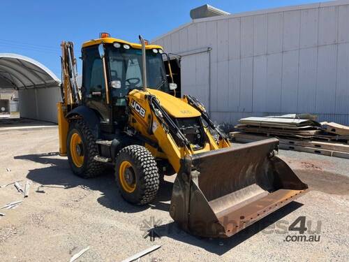 2018 JCB 3CX Elite Backhoe