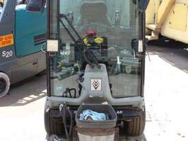 KARCHER MC50 Sweeper - picture0' - Click to enlarge