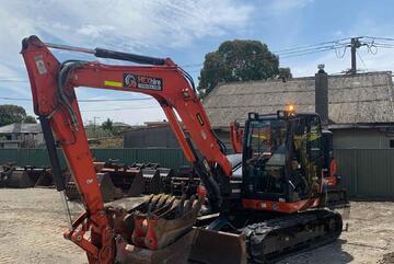 Kubota   KX080-3 8t excavator
