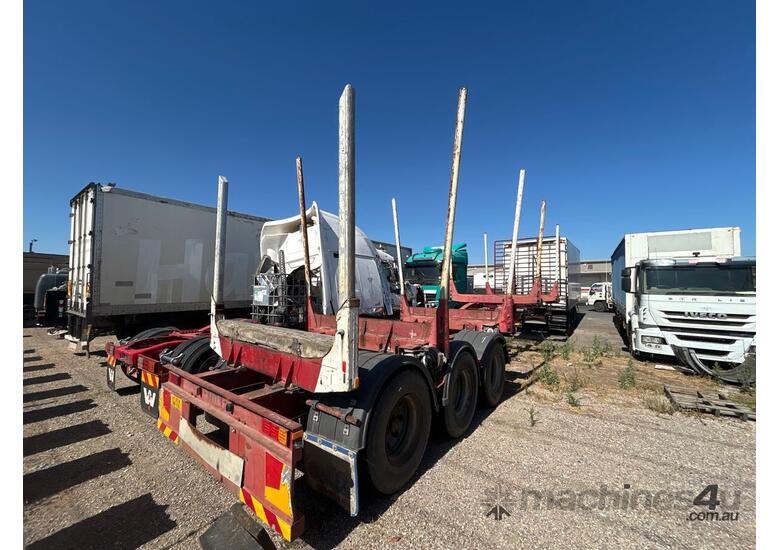 caption 2014 Stonegate Industries Tri Axle Skel Logging Trailer