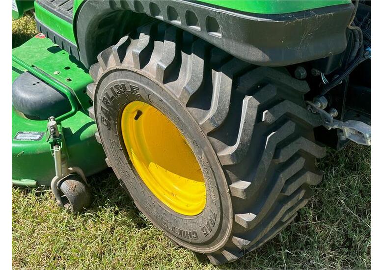 caption RW LOT 224 - 2017 JOHN DEERE 1025R TRACTOR