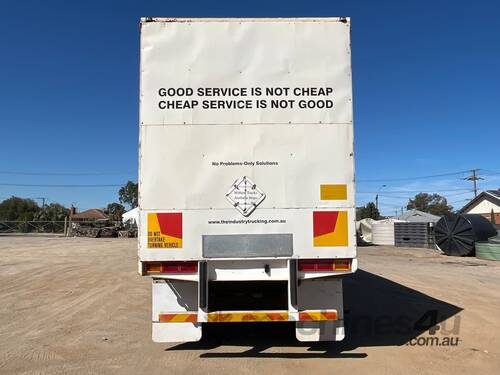 caption Fruehauf ST3 Tri Axle Curtainside B Trailer