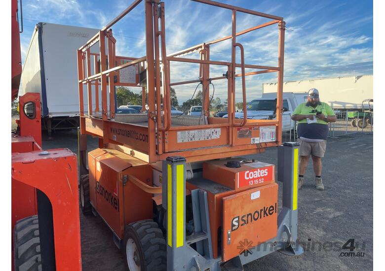 caption 2016 Snorkel S2255RT-V4 Scissor Lift