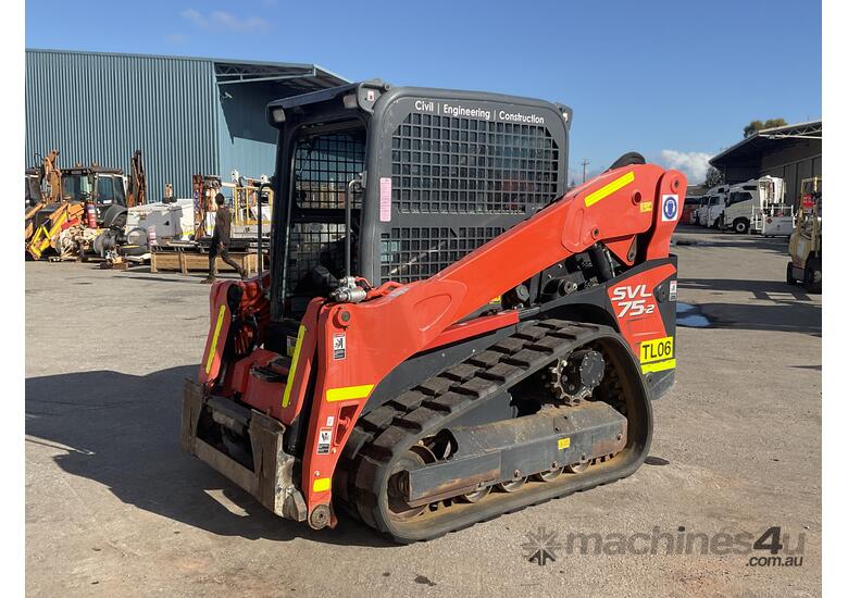 caption 2020 Kubota SVL75-2CW Tracked Skid Steer Loader