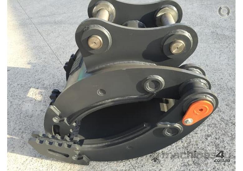 caption BETTA BILT BUCKETS 20 TONNE MANUAL GRABS