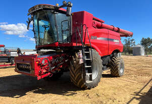 CASE IH 8240 Header(Combine) Harvester/Header