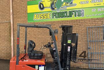 Toyota 3 Wheel Electric Forklift Toyota 3 Wheel Electric Forklift