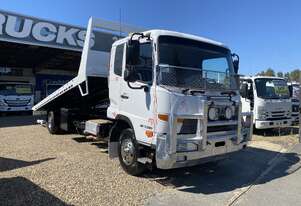 2014 UD CONDOR MK11-280 Tilt Tray 2014 UD CONDOR MK11-280 Tilt Tray