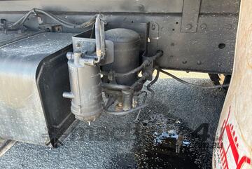 2008 Hino FM1J Tipper Water Cart 2008 Hino FM1J Tipper Water Cart