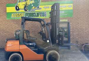 3 Ton Current Model Toyota Forklift
