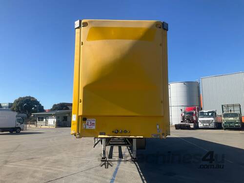 caption 2013 Vawdrey VBS30D Tri Axle Flat Top Curtainside B Trailer
