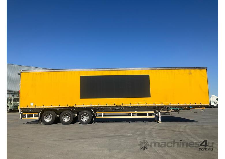 caption 2013 Vawdrey VBS30D Tri Axle Flat Top Curtainside B Trailer