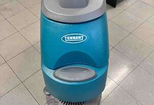 Tennant T2 scrubber 26.1 hours