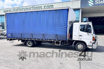 2008 Hino 500 2 1024 4x2 Curtainsider