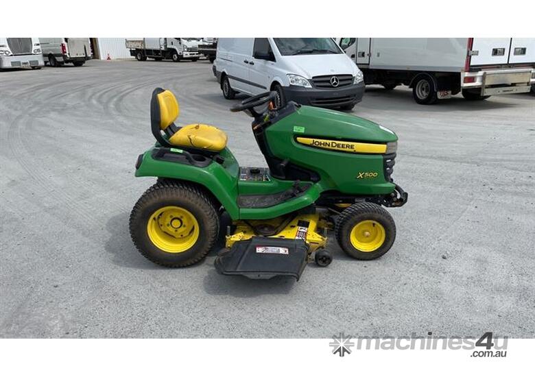 John Deere X500