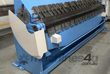 Hydraulic Pan Brake 3000mm x 3.5mm Hydraulic Pan Brake 3000mm x 3.5mm