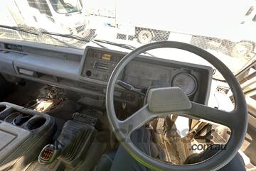 1993 Nissan Diesel Rigid Tanker 1993 Nissan Diesel Rigid Tanker