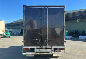 Isuzu 2003   NPR Pantech