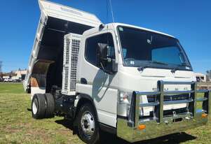 Mitsubishi Fuso Canter 815 4x2 Single Cab Tipper Truck. Ex Council